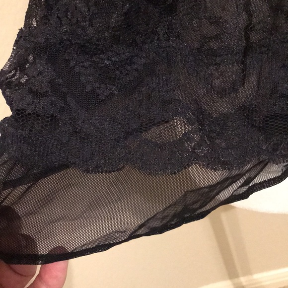 VS - matching babydoll (M)/panty (M) set - never worn - Picture 8 of 13